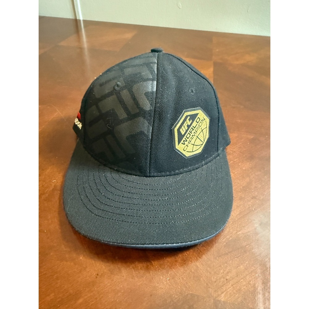UFC Reebok World Champion Fitted Hat Black Gold Octagon Logo Cap MMA‎ Fightwear